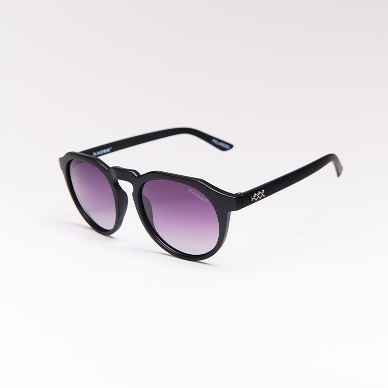 negro / morado